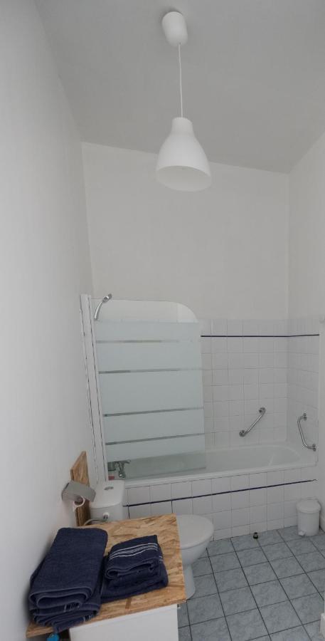 St Cyr Logement Lumineux Dans Coeur De Ville & Wifi Булон сюр Мер Екстериор снимка