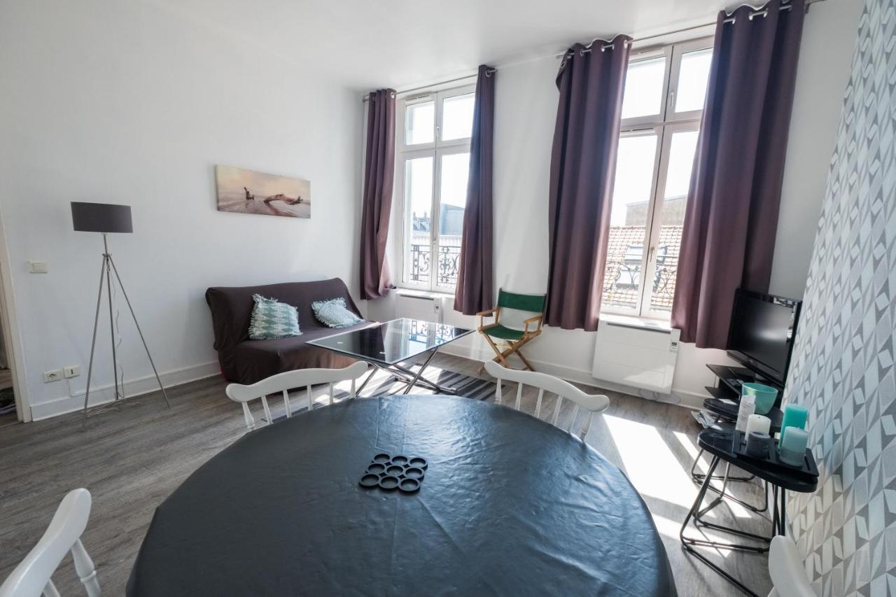 St Cyr Logement Lumineux Dans Coeur De Ville & Wifi Булон сюр Мер Екстериор снимка